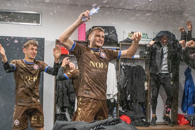 即便暂时稳 即便暂时稳